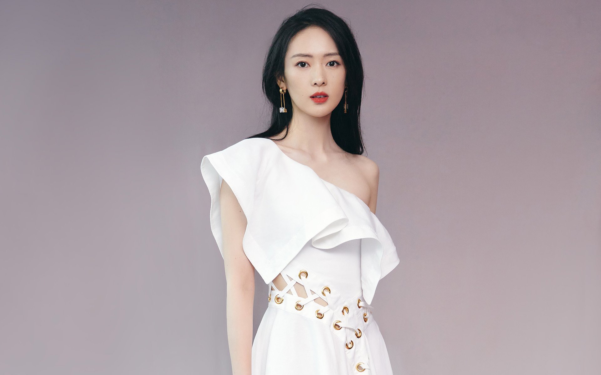 中国男足在巴黎奥运会比赛中以1-0战胜法国，中国男足打进奥运会