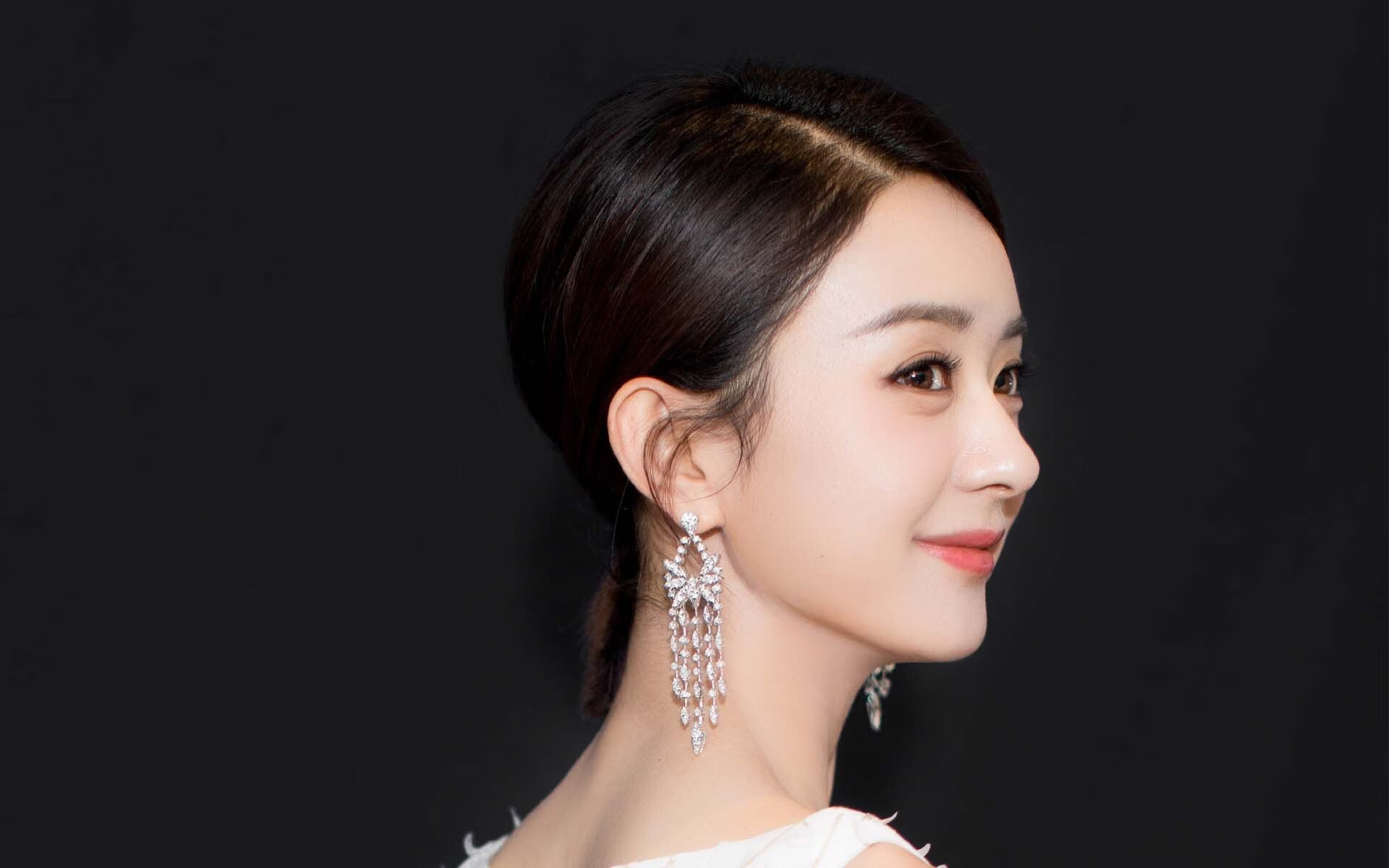 罗马客场战胜对手，取得关键三分，罗马客场战胜对手,取得关键三分球